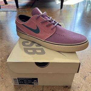 Nike SB Zoom Janoski OG+ Lilac/Aqua/Soft pink / Size 9 BRAND NEW